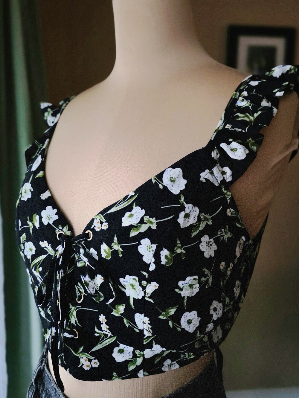 Black Floral Milkmaid Crop Top Sweetheart Tie Front Ruffle Cottagecore Size L